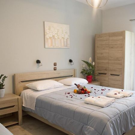 Marina Apartments, Агиос-Гордиос Экстерьер фото