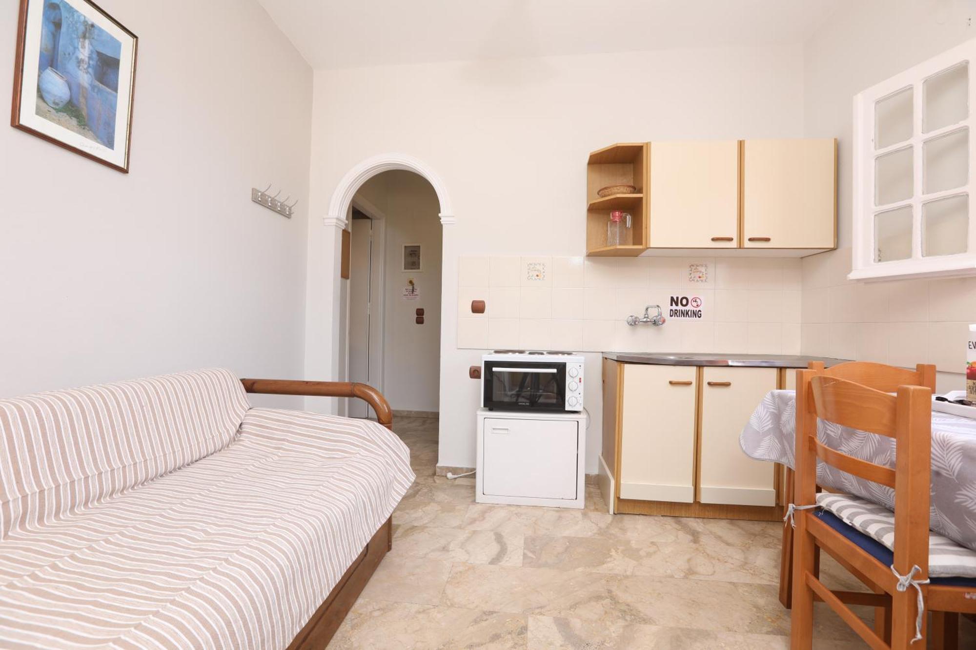 Marina Apartments, Агиос-Гордиос Экстерьер фото